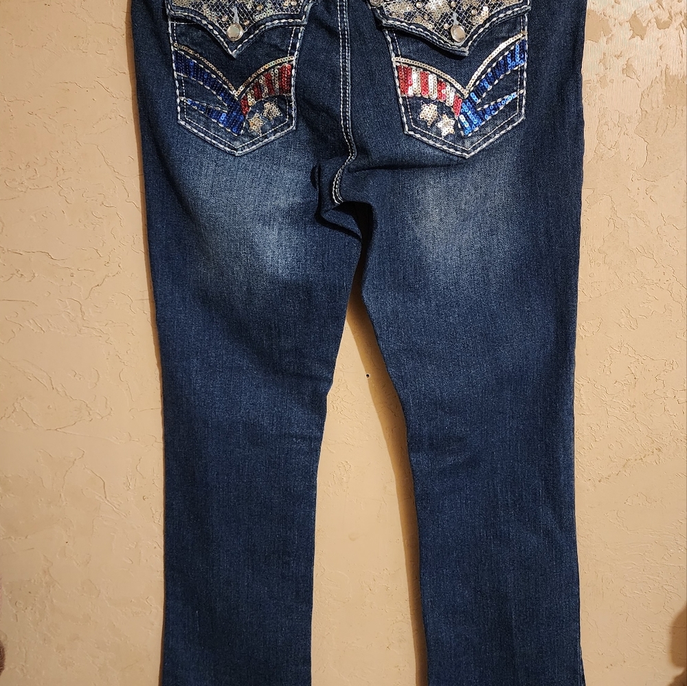 Premiere Jeans - Picture 2 of 5
